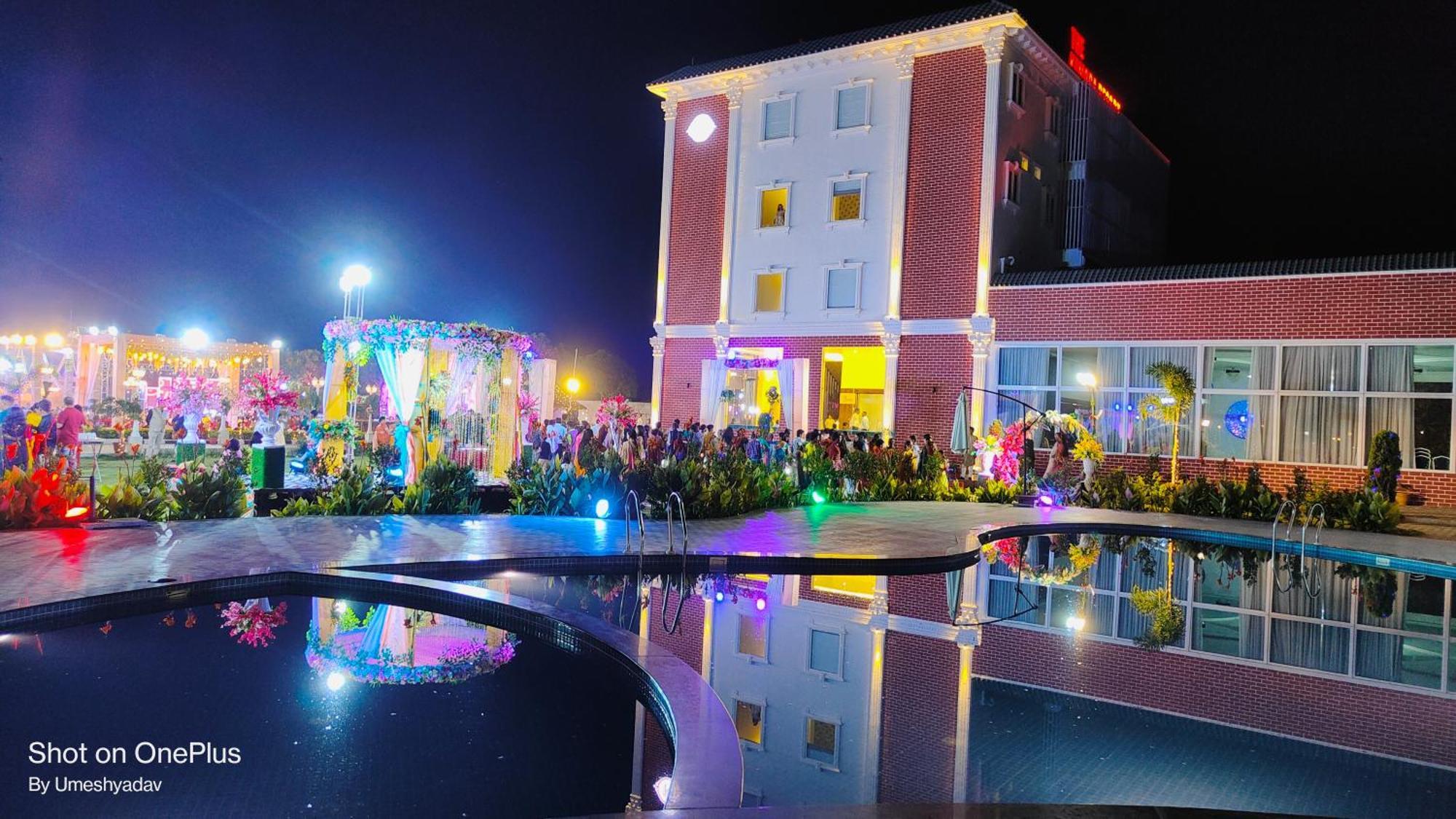 The Kamoda Resort Ambikāpur Kültér fotó